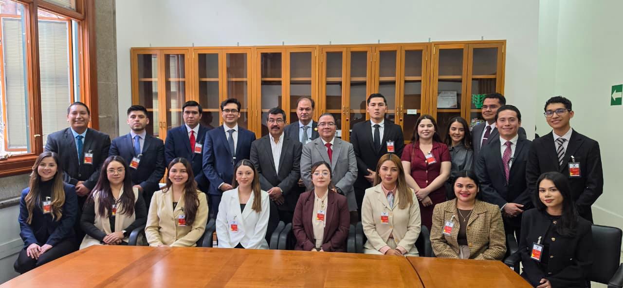 Rector fortalece perfil profesional de estudiantes de la UAT ante la SCJN