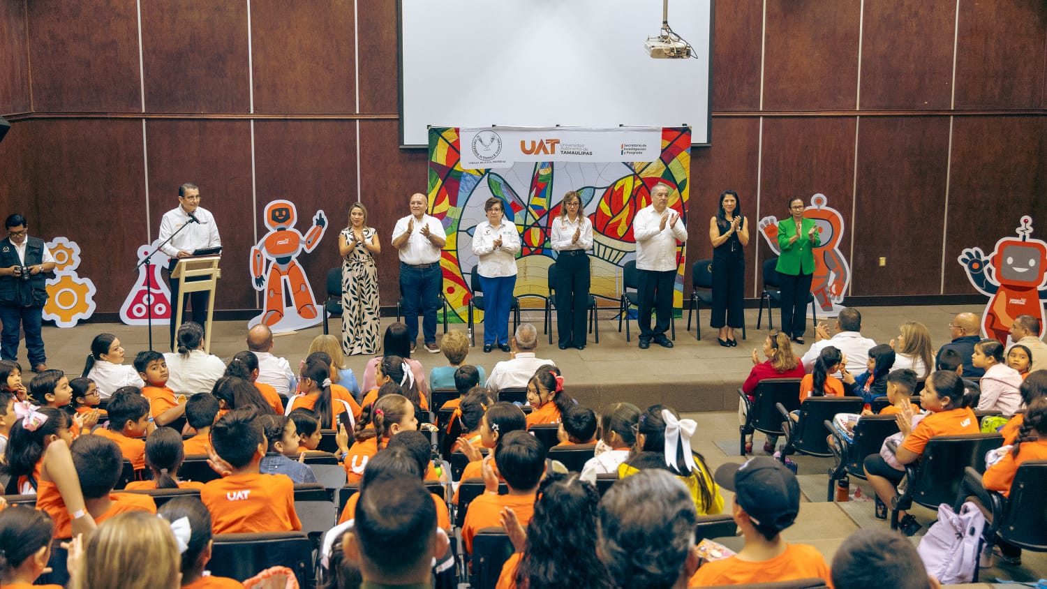 UAT impulsa el “Amor por la Ciencia” en las nuevas generaciones