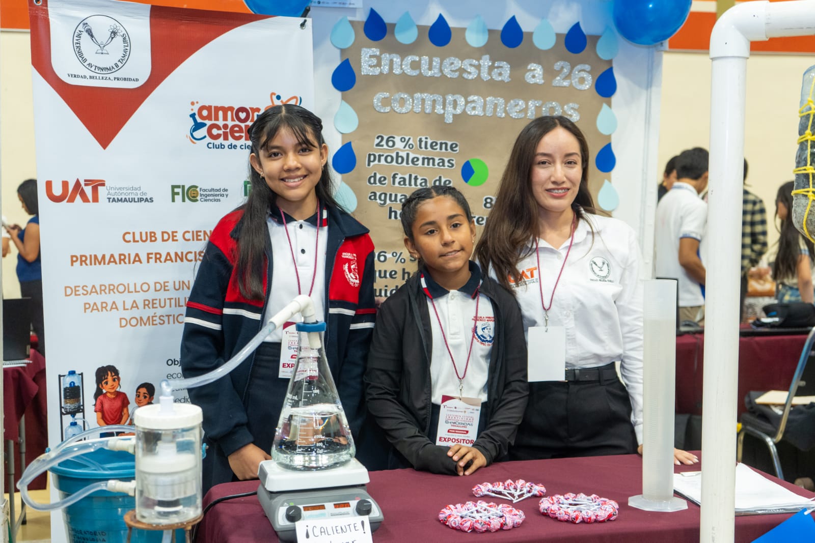 Con apoyo de la UAT alumnas de primaria crean filtro ecológico de agua