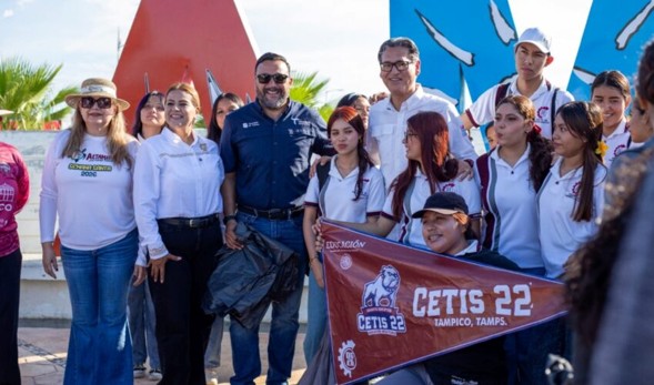 Accion comunitaria retira residuos y protege litoral maderense